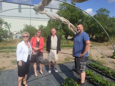 Besuch auf dem Erdbeerhof